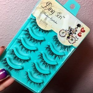 🌸 5pairs of Eyelashes 🌸